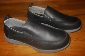 Duluth Trading Co. Tower Hill slip-ons  Men's 13 M  Black leather  Worn once