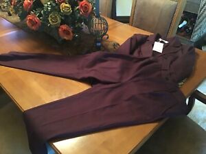 Susielady nwt size xs maroon two piece suit