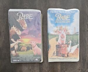 New Factory Sealed Clamshell 2 VHS Lot 1995 Babe & 1998 Babe Pig In The City