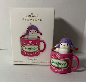 Hallmark 2011 Keepsake Daughter Marshmallow Hot Chocolate Mug Christmas Ornament