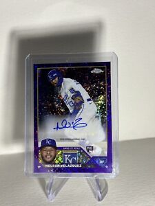 New Listing2023 Topps Chrome Update NELSON VELAZQUEZ PURPLE SPECKLE REFRACTOR AUTO /299 RC