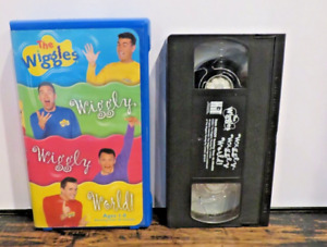 Wiggles, The: Wiggly, Wiggly World (VHS, 2002)Clam shell - Very Good - Free Ship