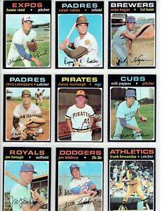 New Listing1971 Topps Baseball Lot of 18 Mid-Grade Cards