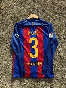 2016 Barcelona Gerard Pique Long sleeve soccer jersey