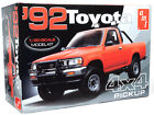 AMT 1:20 Scale Model Kit 1992 Toyota 4 X 4 Pickup - Skill 2 AMT1425 (126 parts)