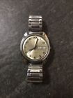 VINTAGE MENS TIMEX ELECTRIC DYNABEAT DAY/DATE WATCH SILVER TONE