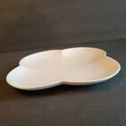 Crate & Barrel White Clover 6-1/4in Shaped Serving Tray 6-Set Plates/SAN