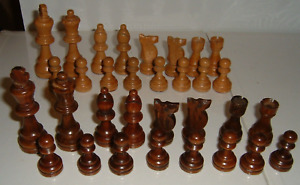 Wooden Chess Pieces, tallest just over 3 inches! Nice condition