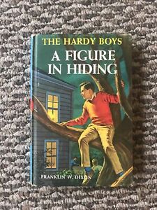 New ListingThe Hardy Boys Hardback c1965 Dixon #16 A Figure In Hiding Vintage Illustrations