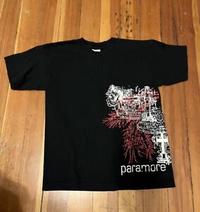 Vintage 2005 PARAMORE shirt YL/ W’s Small  Hayley Williams Y2K Emo Fall Out boy