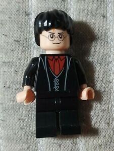 LEGO - Harry Potter, Black Long Coat & Vest, Dark Red Shirt and Tie - MINI FIG