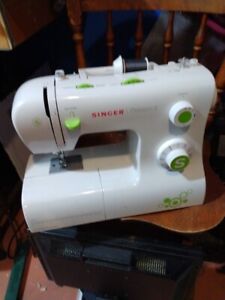 New ListingSINGER Esteem 2 Sewing Machine No Pedal