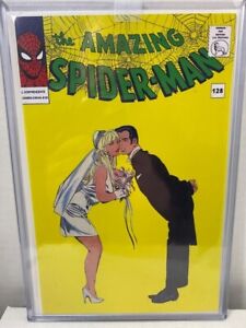 34774: AMAZING SPIDER-MAN:  RARE BOOTLEG MEXICAN VARIANT #128 NM Grade Variant