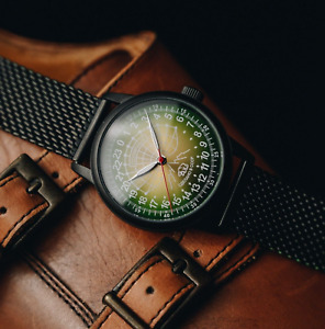 Unique dial green vintage Polar - 24 hour , Vintage mens wrist watch Automatic