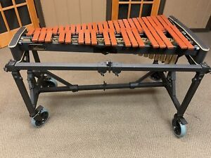 Adams Soloist Xylophone With Field Cart