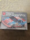 NEW SEALED IN THE ORIGINAL BOX RICHARD PETTY MODEL KIT #6728  1:25 SCALE
