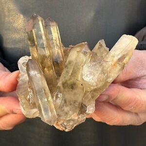 275g Natural Tea Yellow Crystal Cluster Original Stone Mineral Specimen