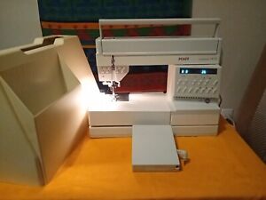PFAFF CREATIVE 1473 SEWING MACHINE WITH Foot Pedal , COVER  Needles And More