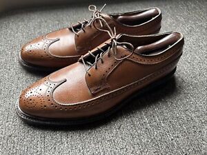 Vtg. Florsheim Imperial Shoes 10.5 D Brown Brogue Leather Wing Tip Mens 93602