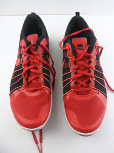 Nike Men's Size 12 M Flex Train Aver Sneakers University Red/Black 831568-600