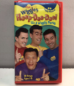The Wiggles Hoop-Dee-Doo Wiggly Party VHS Video Tape BUY 2 GET 1 FREE Kids Songs