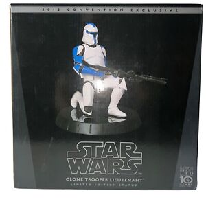 Star Wars Gentle Giant Clone Trooper Lieutenant statue 2012 Convention Exclusive
