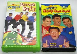THE WIGGLES DANCE PARTY & HOOP-DEE-DOO IT'S A WIGGLY PARTY VHS 2 OOP Video Tapes