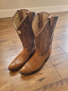 Tony Lama Cowboy Boots 1956 Men’s - Sz 10 1/2 B - USA - Brown - Lightly Used