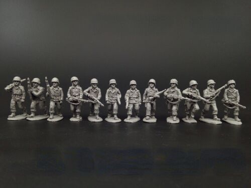 1/72 Resin Figure Model Kit 12 Soldiers US Army Infantry WW2 Unpainted Assembled