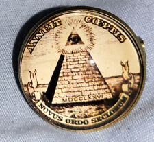 Masonic Pin Badge Free Mason Regalia Eye Pyramid Mysterious Strange Lodge Old UK
