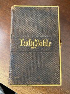 Vintage Antique Holy Bible Small Gold leather Snake Skin Old And New Testament