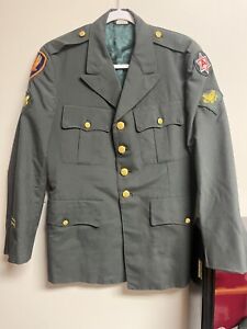 Vietnam Era US Army Dress Jacket 1st Aviation Brigade / US 6th Army insignia 38R
