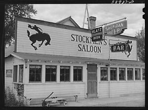 Photo:Stockmen's Saloon,Sheridan,Dayton,Wyoming,WY,Blatz Beer,FSA