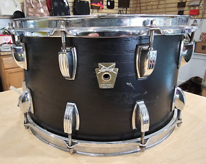New Listing8 x 14 Ludwig Classic Maple Series Snare Drum 7 Ply American Maple *Broken Throw