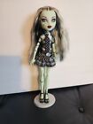 New ListingMonster High Doll - Frankie Stein - First Wave 2008 +Stand