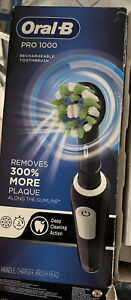 Black Oral-B Pro 1000 Electric Rechargeable Toothbrush