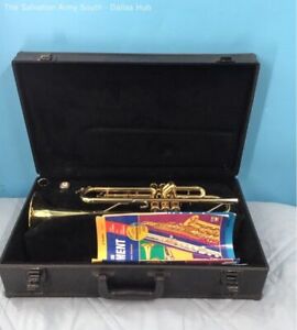 KING 601 Standard Student Trumpet in Case