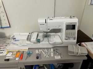 Brother SE600 Computerized Combo Sewing