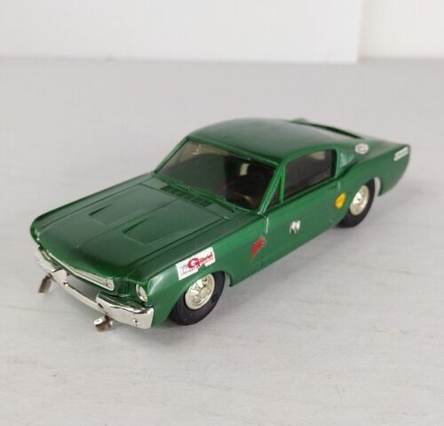 Eldon 1968 1/32 Ford Mustang GT 350 Slot Car Green Missing Parts Untested