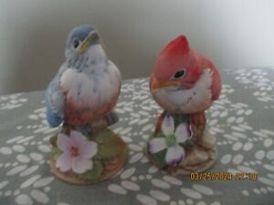 Baby Cardinal  & BLUE Bird,  By Andrea Sadek 6350 Porcelain BirdS Japan VTG