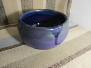 Small Hand Thrown Studio Art Pottery Swirl Purple / Blue Glaze Bowl, Signed