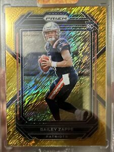 2022 Prizm Bailey Zappe #305 Gold Shimmer RC 6/10