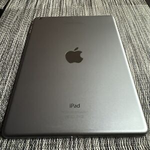 Apple iPad Air 1st 16GB Wi-Fi 9.7