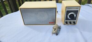 1970s HENRY KLOSS ADVENT MODEL 400 FM RECEIVER WITH AUX INPUT