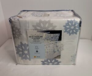 Home Classics Heavyweight Flannel Full Size Sheets Snowflakes NEW