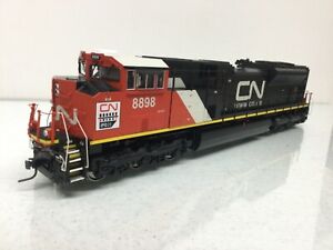 Atlas #30138157 Canadian National SD70M-2 Diesel Engine #8898 O Scale 2 Rail NEW