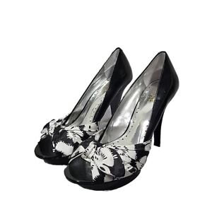 BCBG Paris Petra black floral bow peep toe platform heels 9B/39