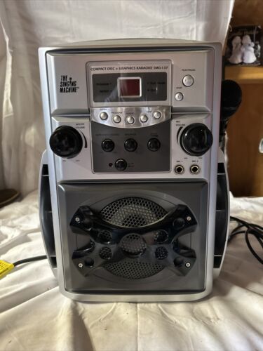 The Singing Machine SMG-137 Compact Disc + Graphic Karaoke System , 2008