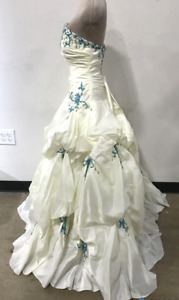 Mary's Strapless Ruched Wedding Dress Ballgown Princess Bolero Purse Size 8