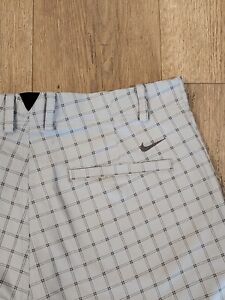 Nike Golf Shorts Stretch Waist Men Size 32